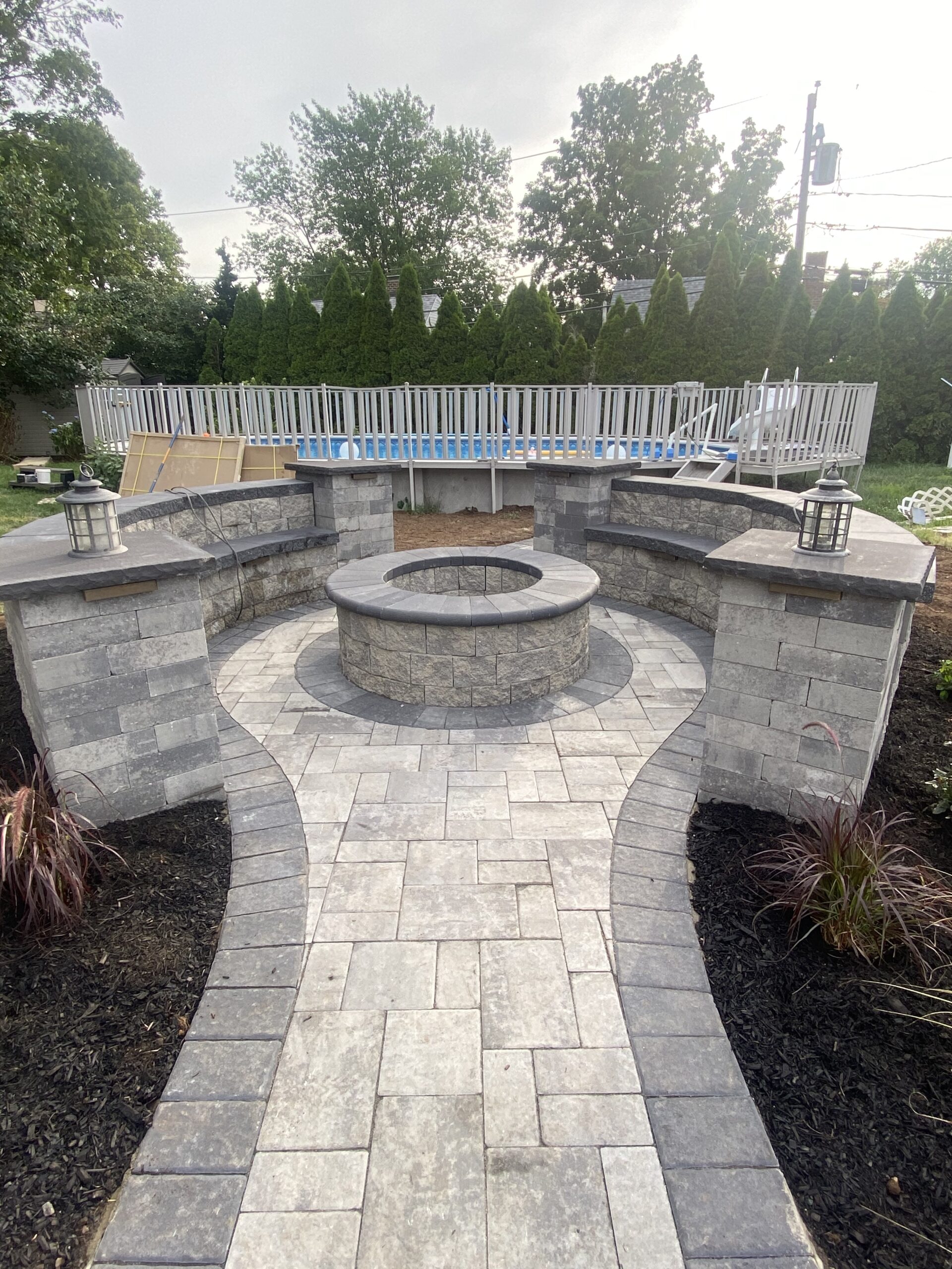 Outdoor Stone Firepit Seating